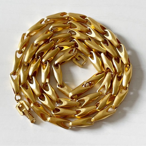 Givenchy vintage matte gold bike link style chain necklace - Picture 5 of 8